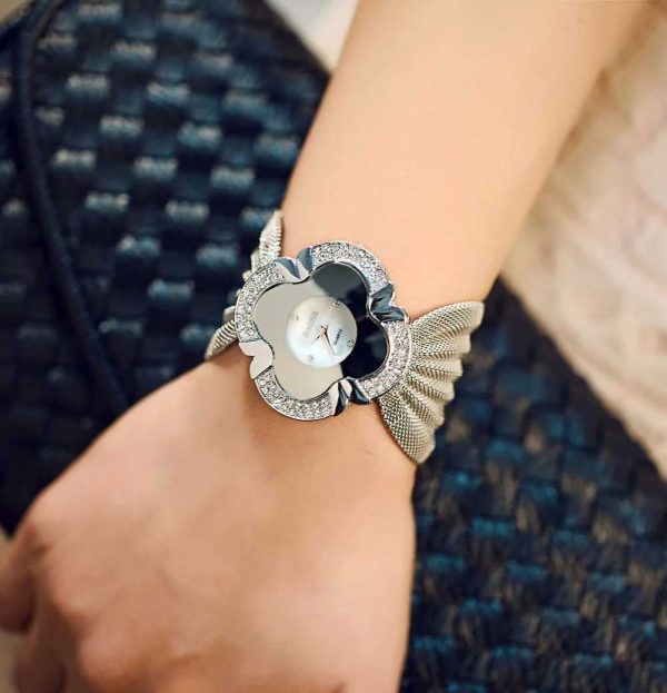 Elegant Butterfly Gold Watch